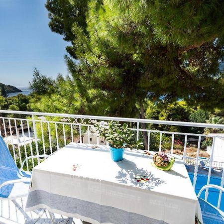 Lions Apartments Poros Town Ngoại thất bức ảnh