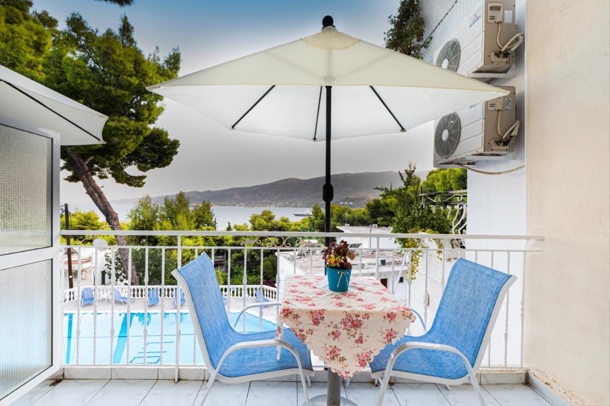 Lions Apartments Poros Town Ngoại thất bức ảnh