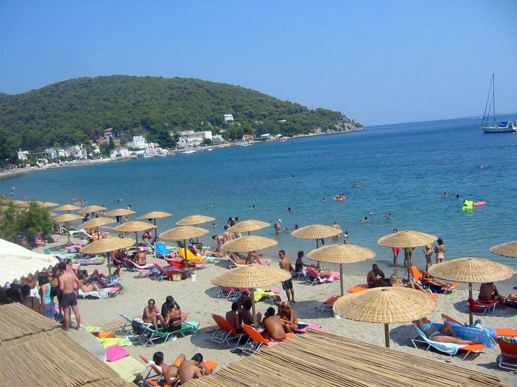 Lions Apartments Poros Town Ngoại thất bức ảnh